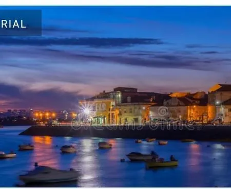 Lisbon, Luxurious 2 Bedroom Apartamento In